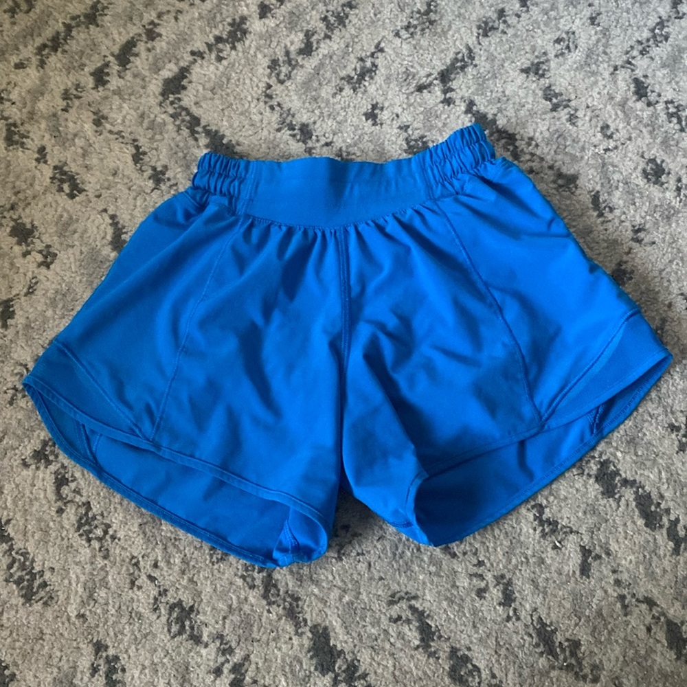 bright blue 4 inch lulu shorts!!